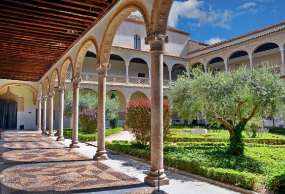 Spānija.  Andalūzija .Alhambra. Generalifes dārzi.
